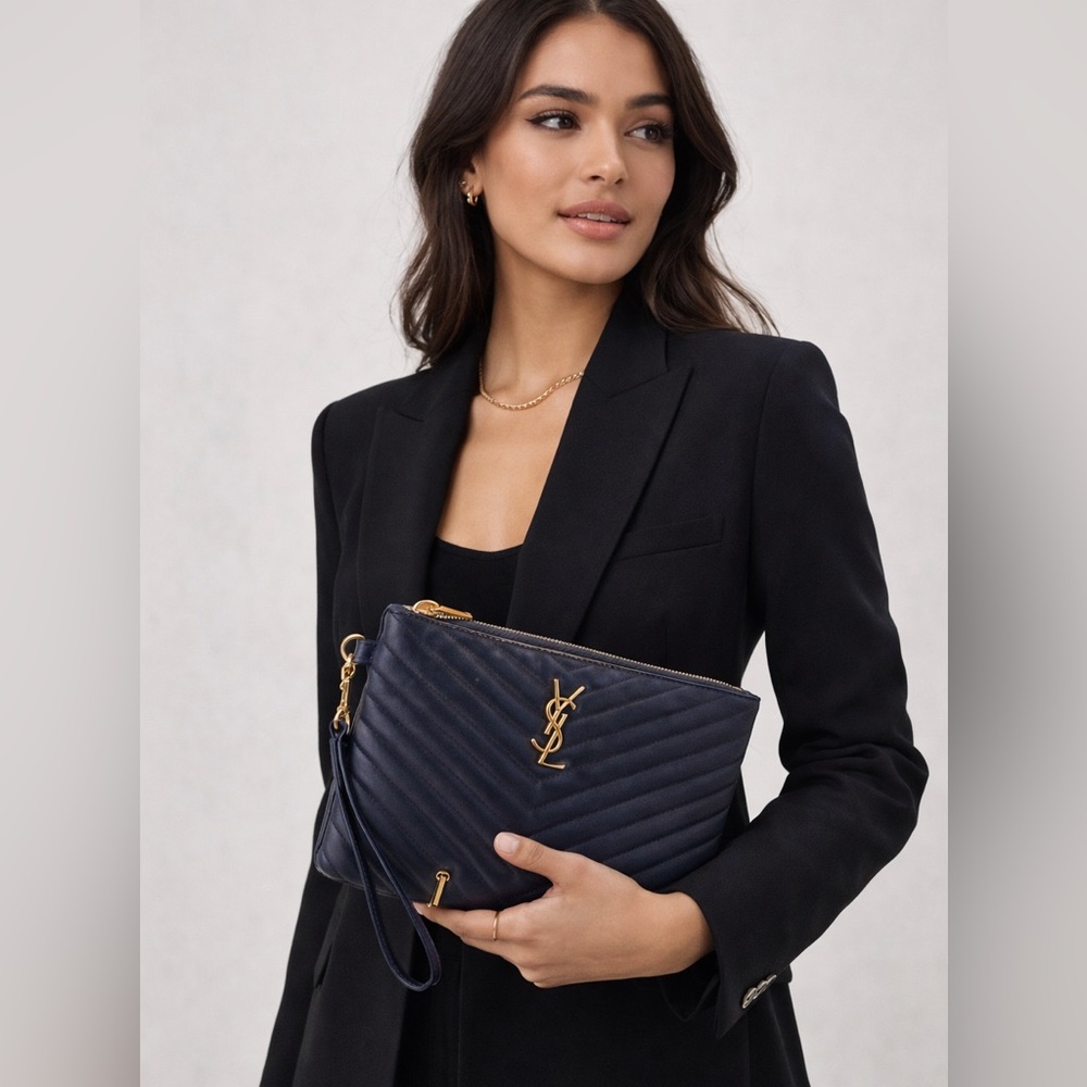 💯Authentic YSL Navy Blue Cassandra Chevron Wristlet - Picture 12 of 12
